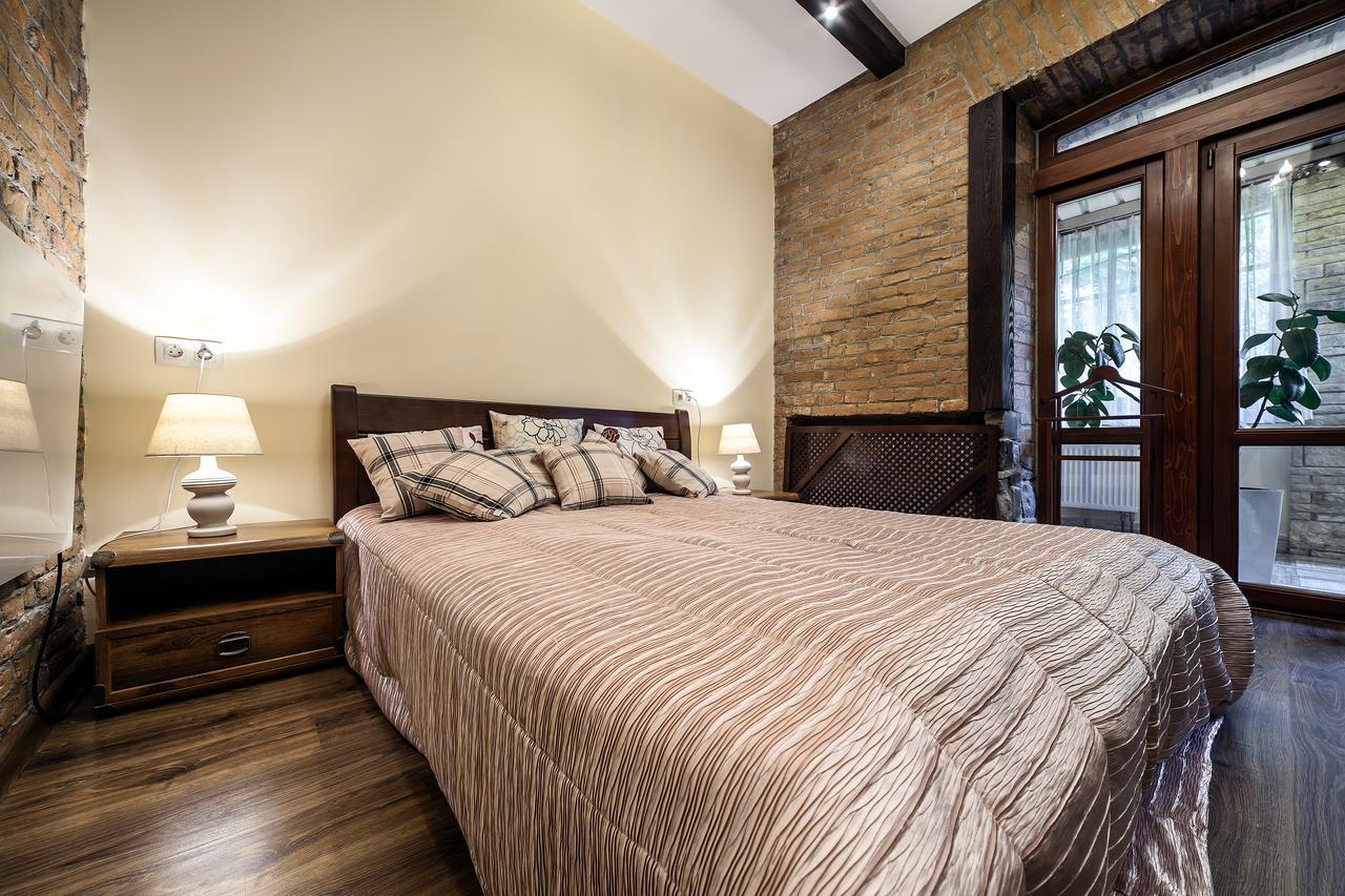 Vip Castle Apartmens ลวีฟ ภายนอก รูปภาพ